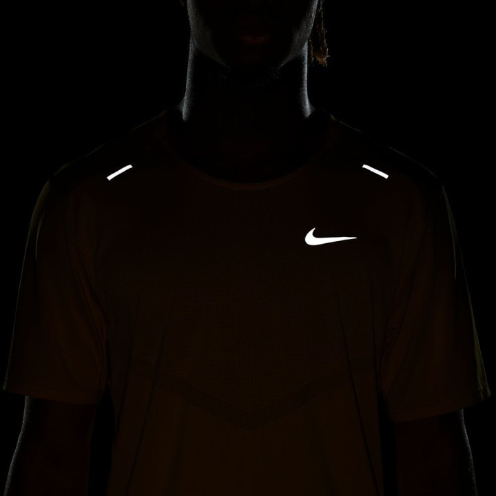 Nike T-Shirt Running Rise 365 Vivid Sulfur Reflective Argento Uomo