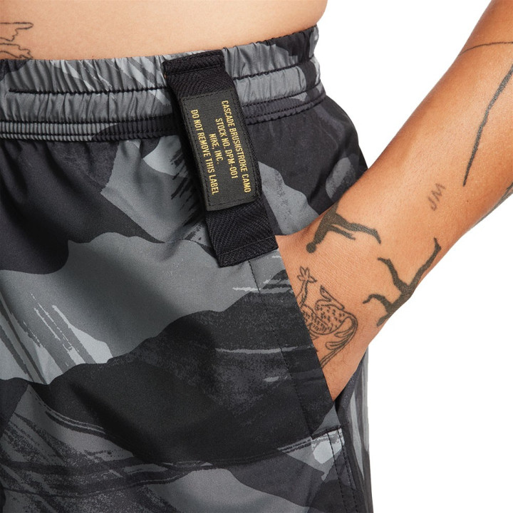 Nike Shorts Sportivi Camouflage Grigio Uomo