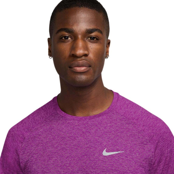 Nike T-Shirt Running Stride Purple Argento Uomo