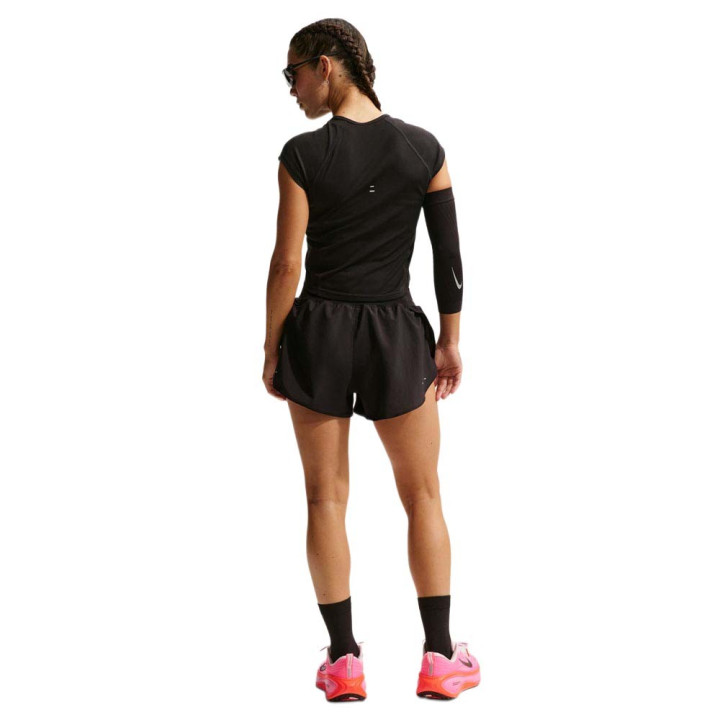 Nike T-Shirt Running Tempo Swoosh Nero Bianco Donna