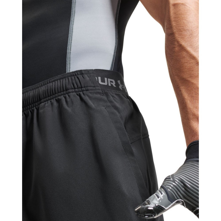 Under Armour Shorts Sportivi Vanish Woven 2.0 Nero Uomo