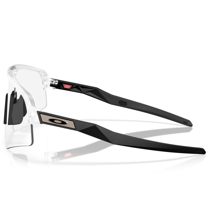 Oakley Occhiali Sutro Lite Sweep Matte Clear Photocrom