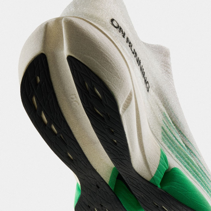 On Cloudboom Strike 2 Ls Bianco Verdite - Scarpe Running Uomo
