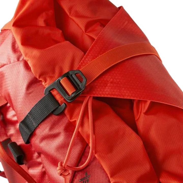 Lowe Alpine Zaino Trekking Uprise 30+10 Fire