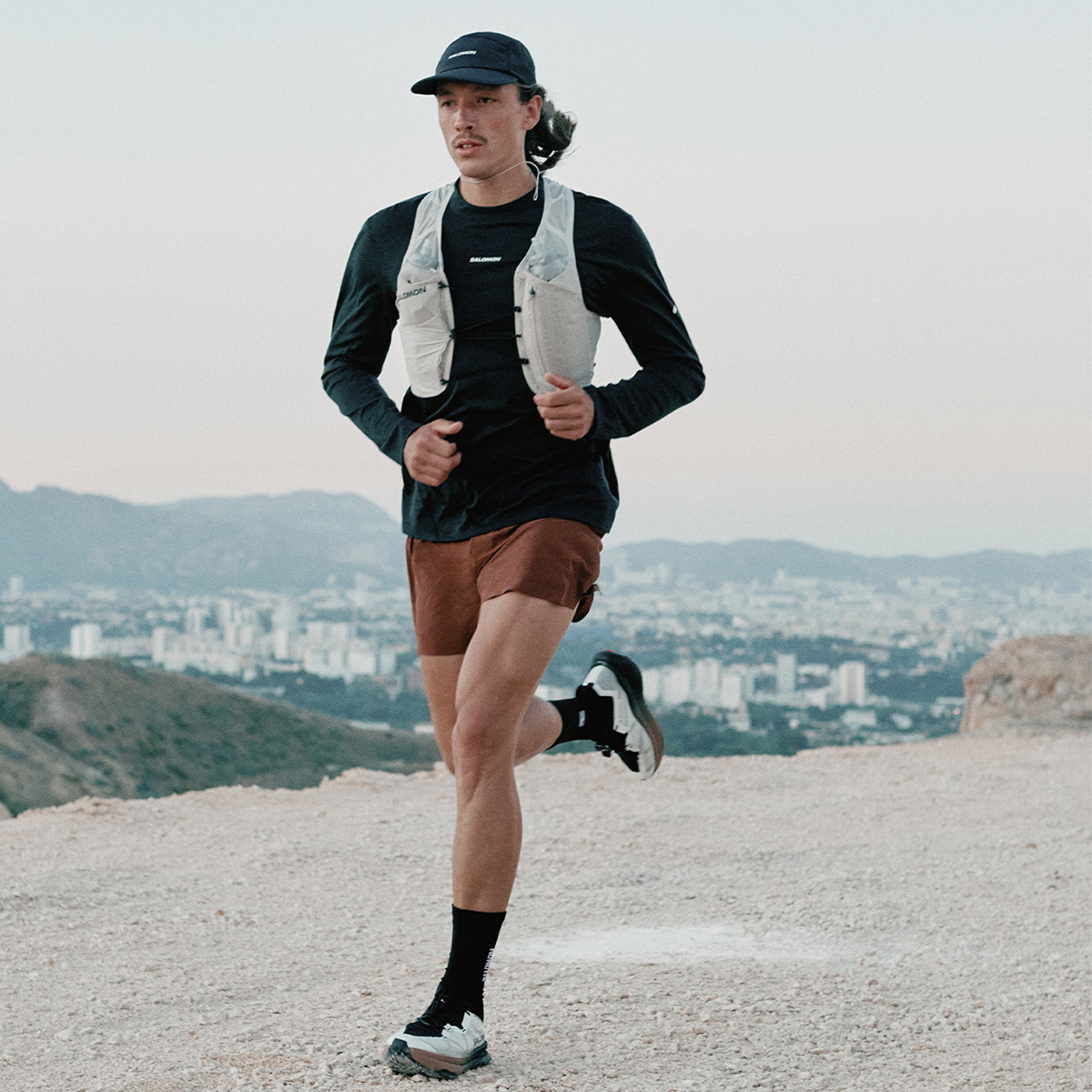 TRAIL RUNNING