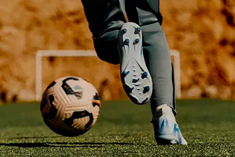 Come scegliere le scarpe da calcio | Guida completa e consigli